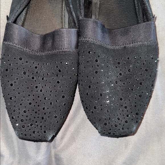 Bobs from Sketchers black slip on shoes with a memory foam! SUPER COMFY ! 11 W - Picture 4 of 5